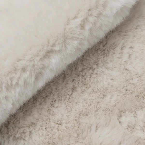 Kumo Swivel Chair