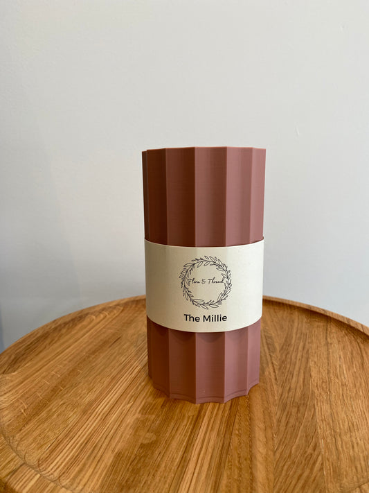 The Millie Vase - Clay