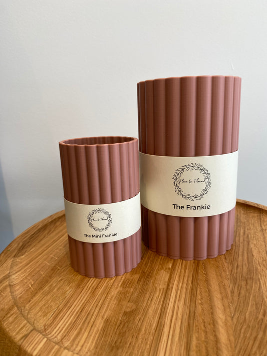 The Mini Frankie Vase - Clay