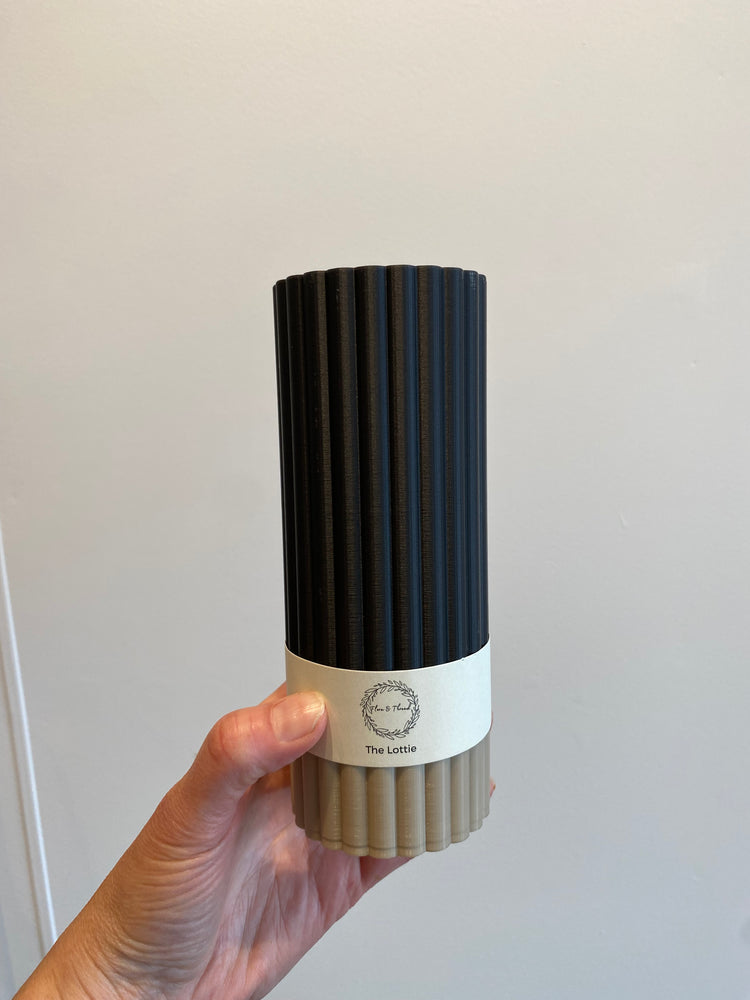 The Lottie Vase