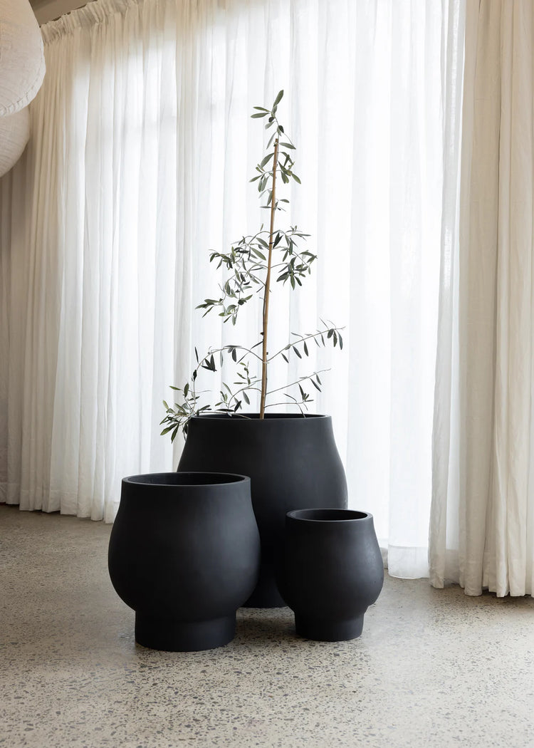 Kayu-Studio Tas Pot | Black