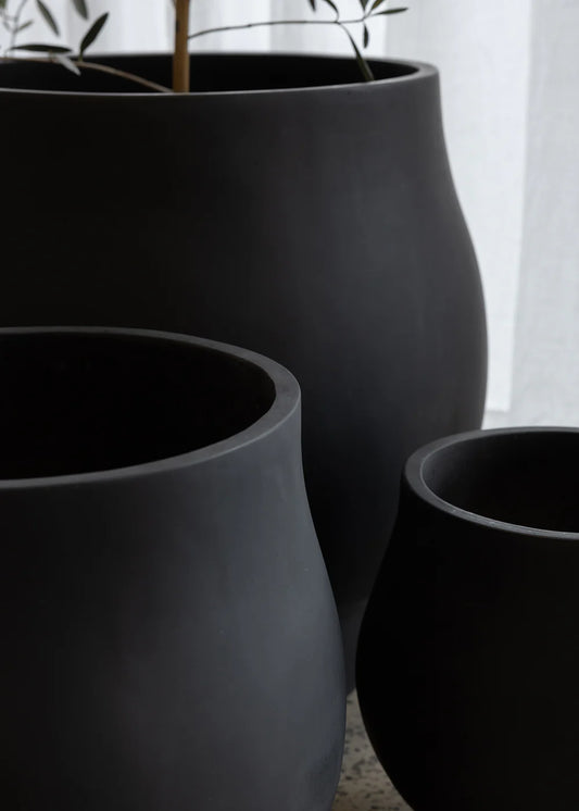 Kayu-Studio Tas Pot | Black