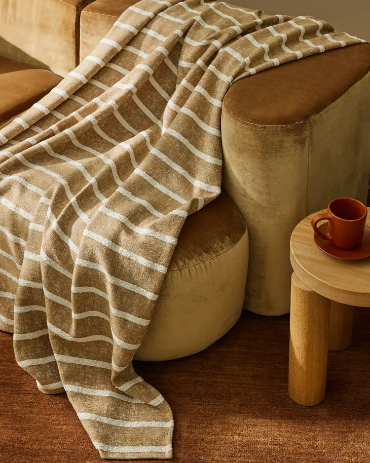 Weave Piazza Throw - Earth