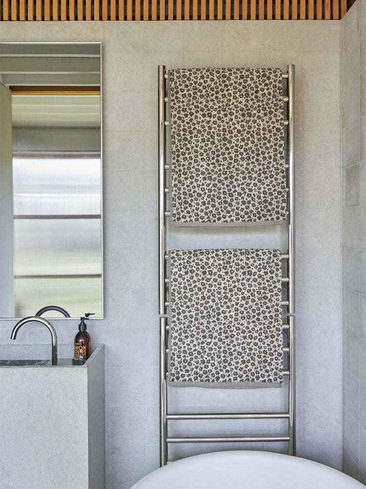 Forget Me Not Cotton Bath Towel Range - Ivy/Oat