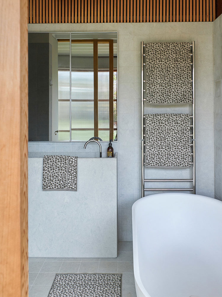 Forget Me Not Cotton Bath Towel Range - Ivy/Oat