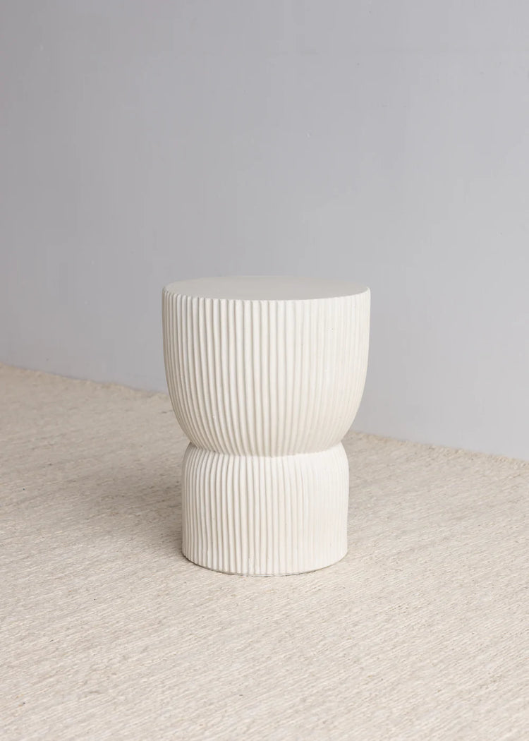 Lia Stool