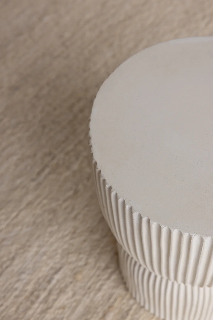Lia Stool