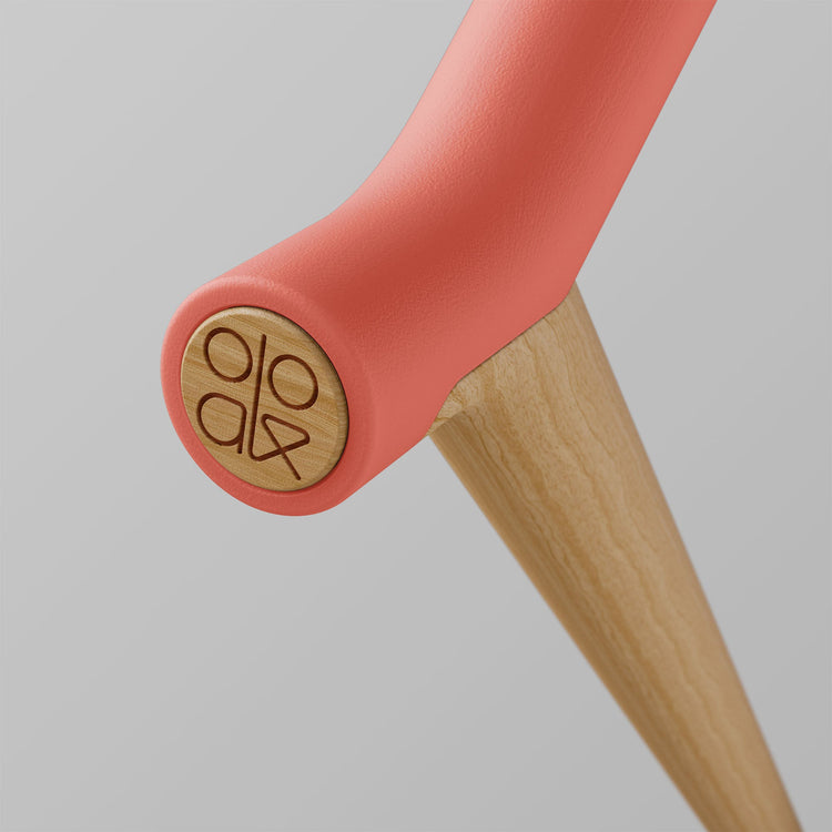 Uno. Coral and Oak