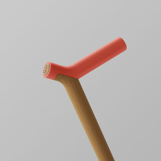 Uno. Coral and Oak