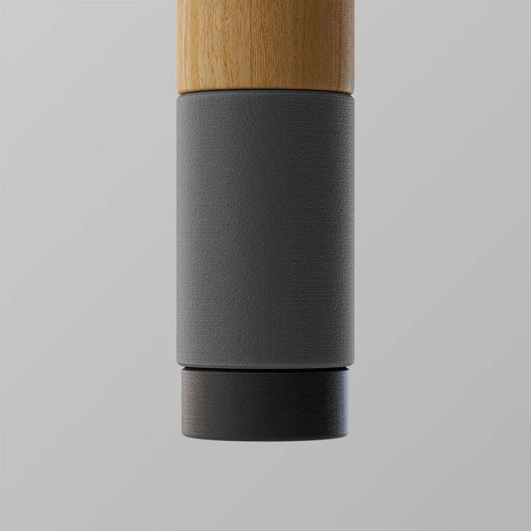 Uno. Handle sleeve and foot bundle
