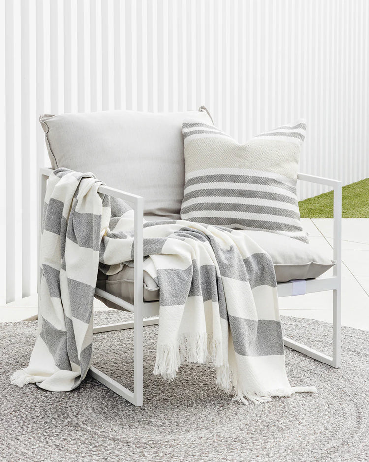 Baya Wide Stripe Cotton Throw