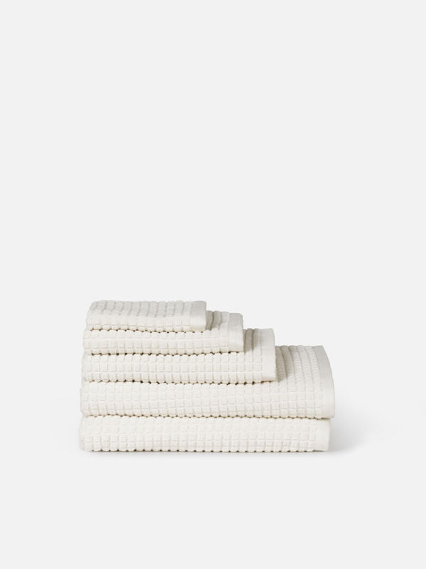 Nero Cotton Bath Towel Range