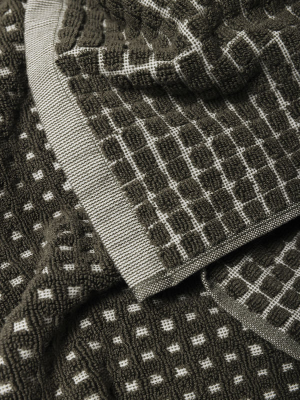 Nero Cotton Bath Towel Range