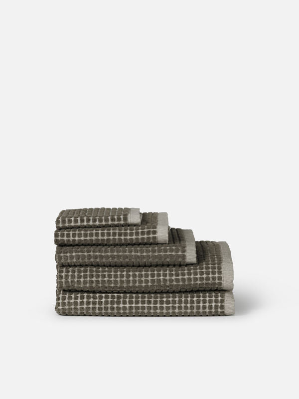 Nero Cotton Bath Towel Range